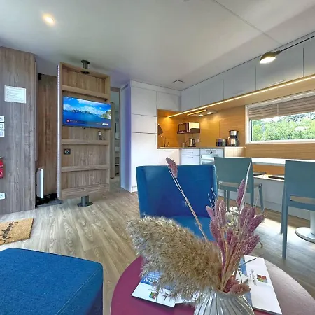 Seeblick - Premium Tinyhouse Mit Sauna Und Hottub