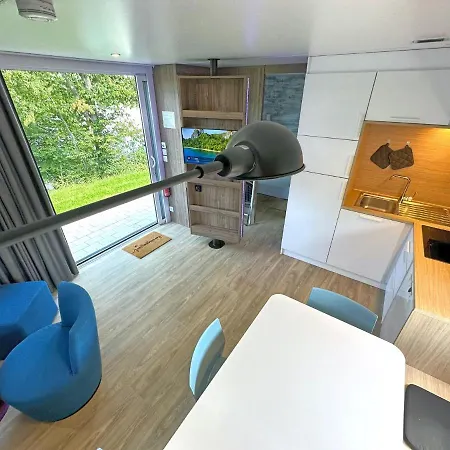 Seeblick - Premium Tinyhouse Mit Sauna Und Hottub 펜션 네운부르그포름발트