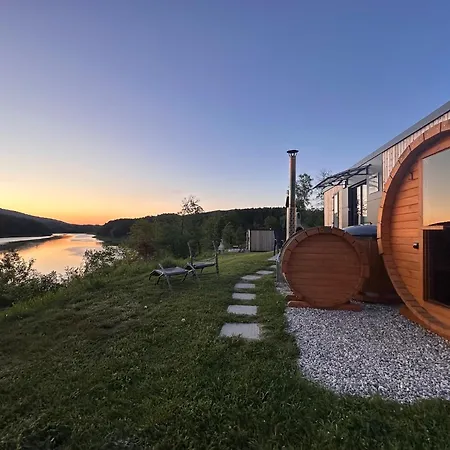 Seeblick - Premium Tinyhouse Mit Sauna Und Hottub